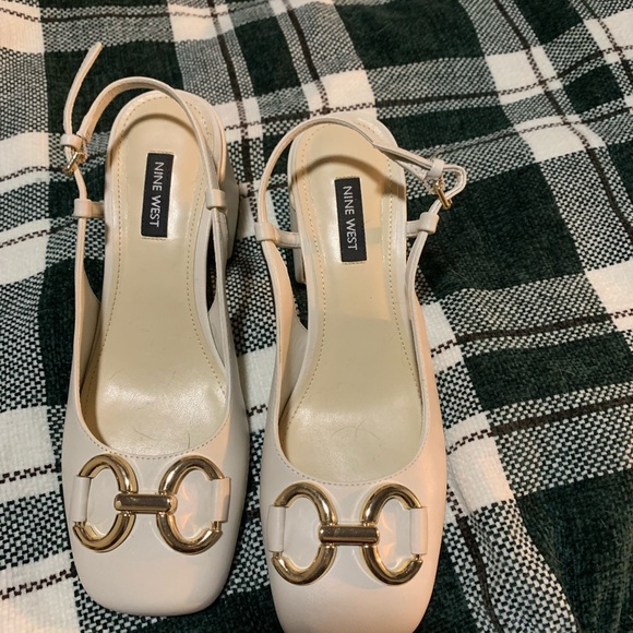Nine West Women's White Slingback Shoes - Picture 1 of 3